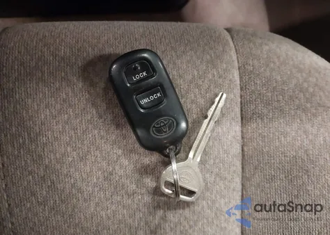 2000 Toyota Camry Le V6 from USA, damaged, VIN JT2BF28K3Y0251303